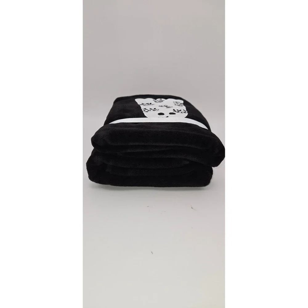 Kassatex Floral Ghost Velour Embellished Hand Towel Set 2-Pack, 18x28 Halloween